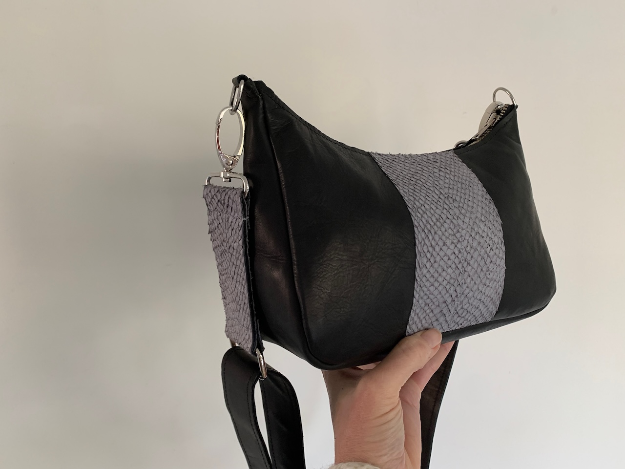 crossbody zwart grijs